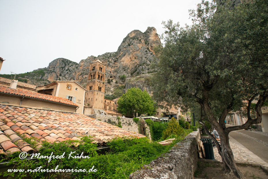 Moustiers-Sainte-Marie (Frankreich)_0003
